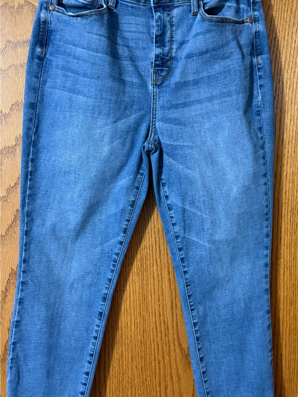 Women’s Judy Blue Medium Blue Women’s Skinny Jeans